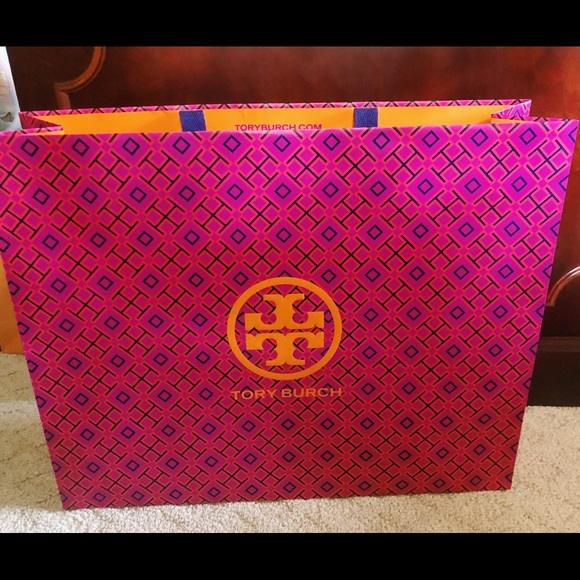 Tory Burch shopping set - Picture 3 of 4